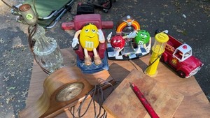 M&Ms Collectibles Decor Lot Telechron Clock Lamp Toy Truck Board