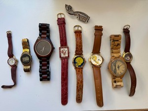 Lot of Vintage Novelty Wristwatches Armitron Looney Tunes Wood Quartz