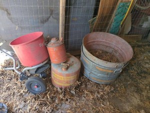 Lot Including EarthWay Spreader, Eagle Gas Can, and Galvanized Tub