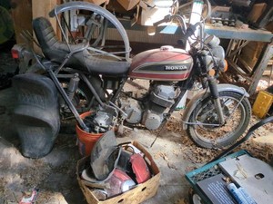 Vintage Honda CB750 Motorcycle Project Parts Bike