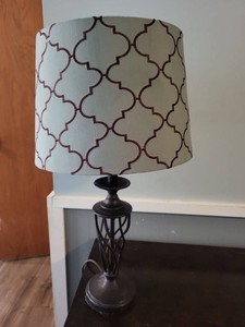 Bronze Tone Metal Table Lamp w Quatrefoil Drum Shade Approx 27in