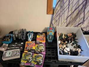 Star Wars & Mixed Action Figure Vehicle Toy Lot w Bandai Model Kit