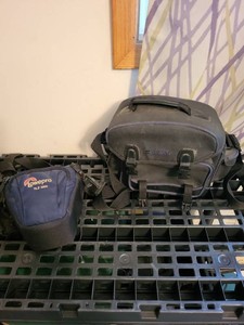Minolta Maxxum HTsi 35mm SLR Camera Kit w Lens Ambico Lowepro