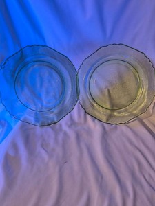 Vintage 1930s-40s Uranium Plates
