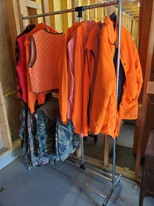 Large Rack of Hunting Clothing Jackets, Vests, Blaze orange, Cammo