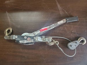 Heavy Duty Hand Operated Table Ratchet PullerComealong