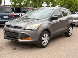 2014 FORD ESCAPE S (NO RESERVE)