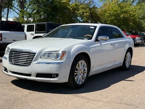 2014 CHRYSLER 300 C All Wheel Drive (NO RESERVE)