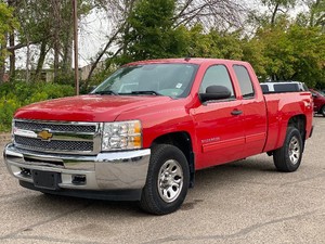 2012 CHEVROLET SILVERADO 1500 LS 100k Miles  2 Owners  4X4 (NO RESERVE)
