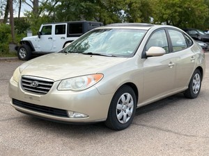 2008 HYUNDAI ELANTRA GLS 137k Miles (NO RESERVE)