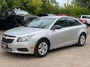 2014 CHEVROLET CRUZE LS 147k Miles  Manual (NO RESERVE)