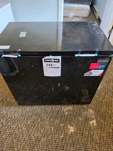 Frigidaire Gallery Convertible Chest FreezerRefrigerator