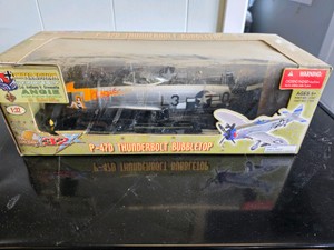 21st Century Toys Ultimate Soldier 132 P-47D Thunderbolt Angie S4 Limited Edition