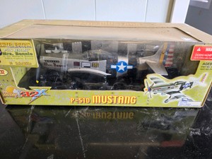 21st Century Toys Ultimate Soldier 132 P-51D Mustang Mrs. Bonnie Limited Edition