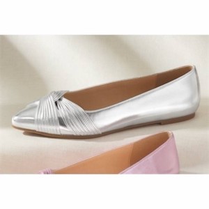 Size 39 Knotted Metallic Flat