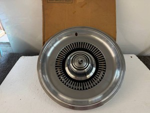 Vintage 1969 NOS Buick Electra 225 OEM 15 Hubcap-#1387001