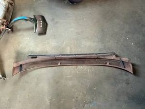 Top Front Window Cowl Belair