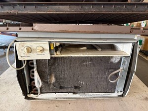 Frigidaire Air conditioner, Creeper & 3 Floor Grates