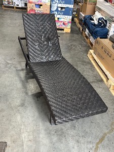 Chaise Lounger