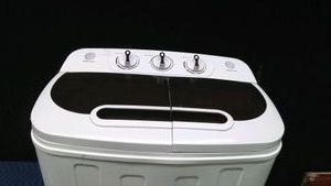 Portable twin tub washing machine- compact washer and spin dryer combo
