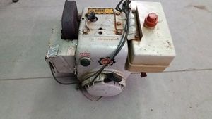 Tecunseh small engine - Has compession