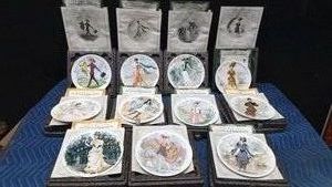 1976-1979 numbered Women of the century  plates with certificate of authenticity