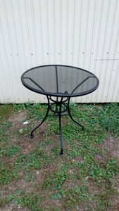 Metal patio table