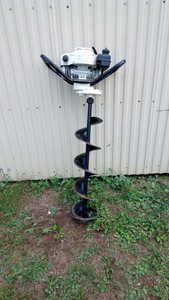 Gas ice auger