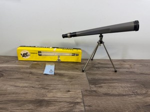 Vintage Tasco 20x40mm Refractor Telescope  Spotting Scope, a classic piece of consumer optics typically manufactured in Japan during the 1970s or 1980s