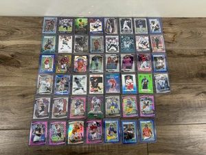 Lot of Sports Cards - Baseball - Hockey - Football and More