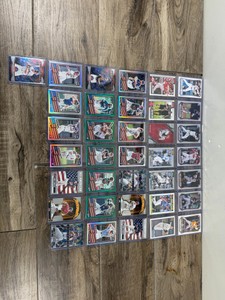 Lot of Collectible Baseball Cards