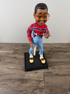 Vintage  1991 Hasbro Family Matters Steve Urkel I Speak My Mind talking pull-string doll