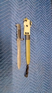 1990s German military surplus bayonet and scabbard