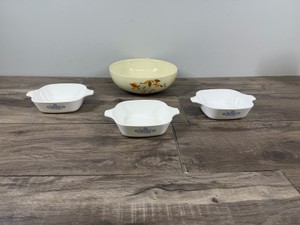 3 - Vintage Corning Ware Dishes & 1 Halls Superior Bowl