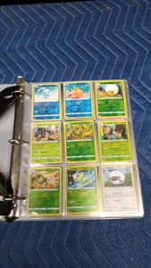 Binder of90 Pokemon cards