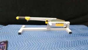 8 Laminate & vinyl cutter