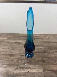 Vintage mid-century modern Viking Glass Epic Bluenique 6-Petal Pedestal Swung Vase