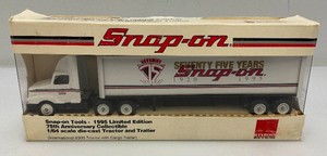 1995 Limited Edition 75th Anniversary Collectible 164th Scale Die-Cast Tractor And Trailer