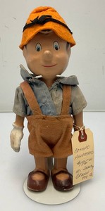 1920s W. Disney Crown Toy Company Composition Pinocchio Doll 9.5