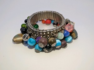 Vintage silver-tone metal expansion cha-cha bracelet- eclectic cluster of dangling multi-colored glass, crystal, and stone beads