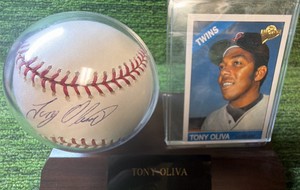 TONY OLIVA Sweet Spot Minnesota Twins Autographed Signed Official MLB League Baseball with Card and Stand