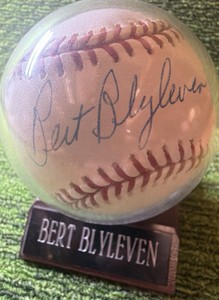 Bert Blyleven HOF Minnesota Twins Signed  Baseball Pitcher & Announcer Circle Me Bert With COA