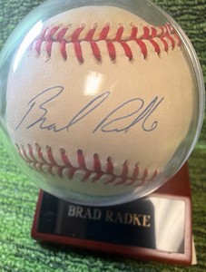 Brad Radke Sweet Spot Signed Minnesota Twins  Autographed Baseball -Pitcher- W display case & COA