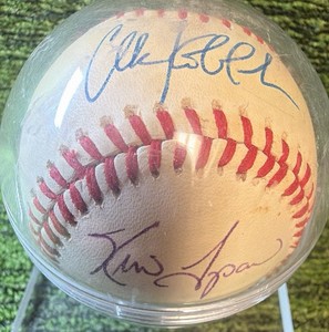 Chuck Knoblauch & Kevin Tapani Autographed Baseball- Minnesota Twins Baseball Greats of the Past 