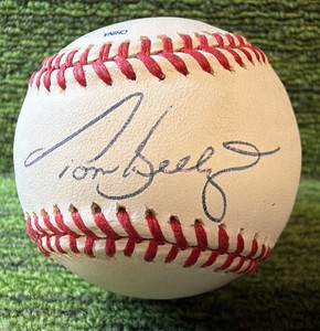 Tom Kelly Autographed Sweet Spot Official Major League Rawling Baseball- Minnesota Twins Coach 