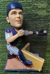 Minnesota Twins Joe Mauer Catch Behind The Net Bonus Bobblehead NEW RARE