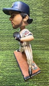 Minnesota Twins Bobblehead RICK AGUILERA 20th Anniversary Bobble Head SGA MN HOF