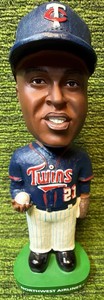 2008 Delmon Young Bobblehead Minnesota Twin Green Base SGA NW Airlines
