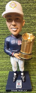 Minnesota Twins Tom Kelly Hall Of Fame Class of 2002 Bobblehead Limited Edition PlayerCoachManager