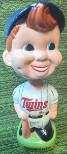 Minnesota Twins Vintage Bobblehead 1988 MLB Ceramic Memorabilia Cool Piece 